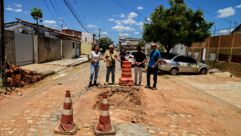 AGRM amplia fiscalização e orienta moradores sobre saneamento em Mossoró